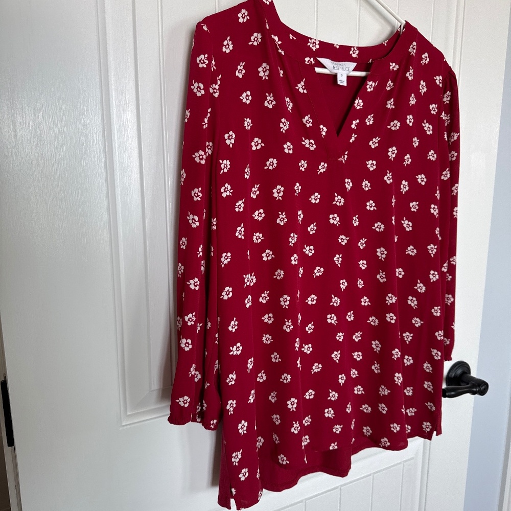 Market and spruce mixed material V-neck top